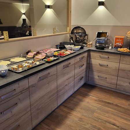 Landhotel Ewerts Insul エクステリア 写真