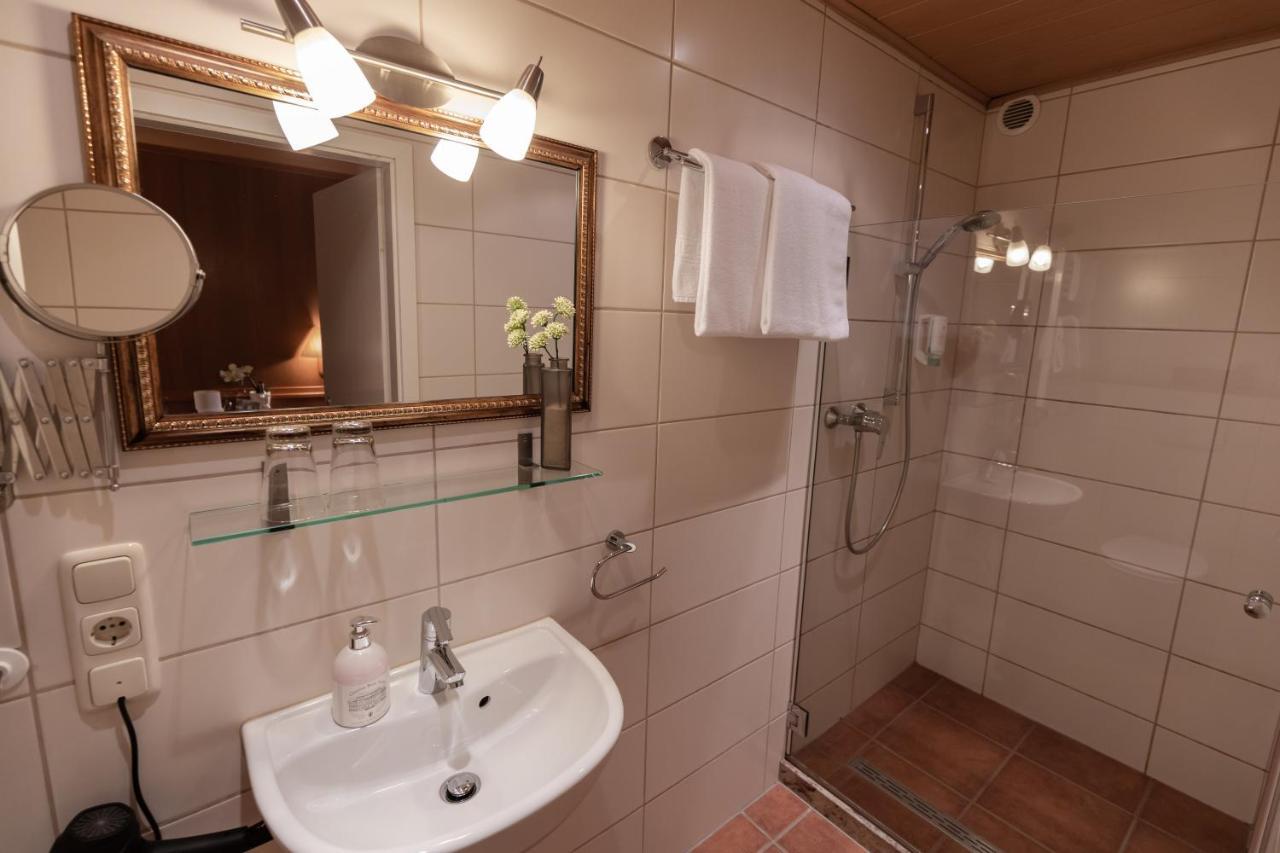 Landhotel Ewerts Insul エクステリア 写真