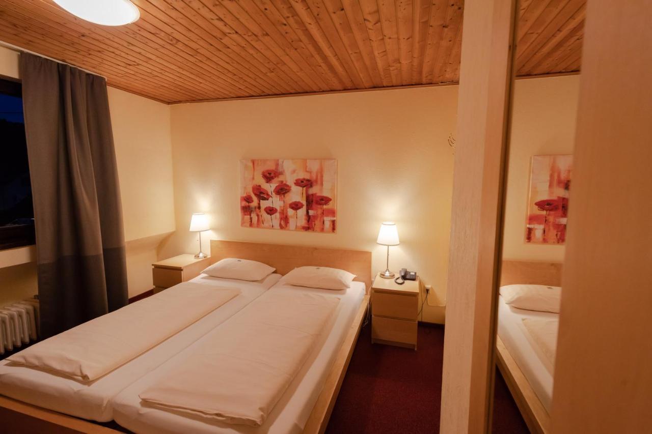 Landhotel Ewerts Insul エクステリア 写真