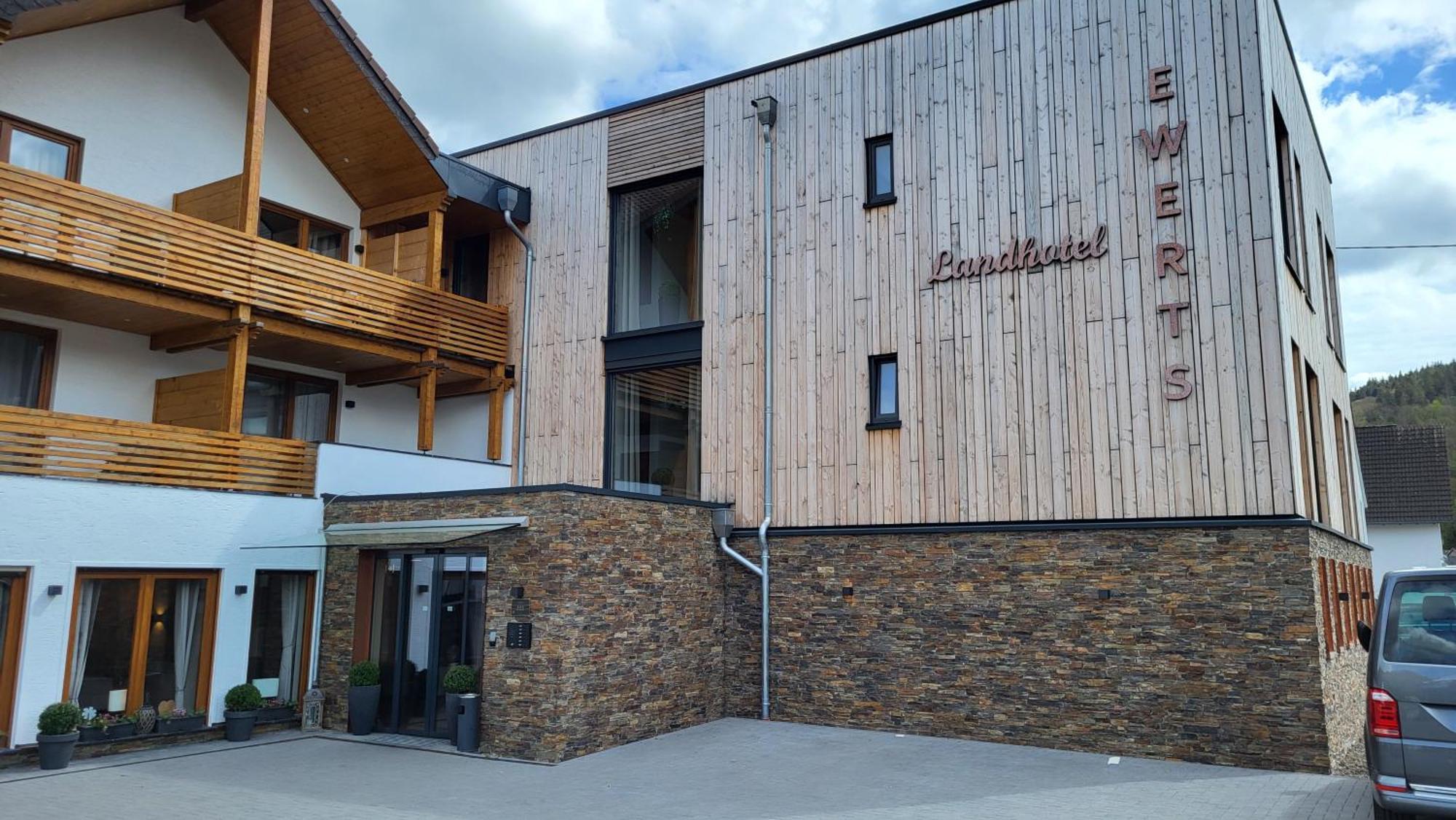 Landhotel Ewerts Insul エクステリア 写真
