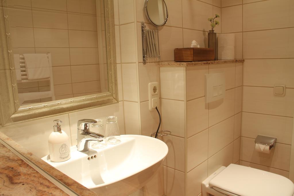 Landhotel Ewerts Insul エクステリア 写真