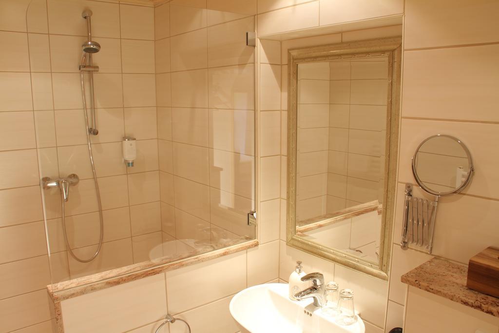 Landhotel Ewerts Insul エクステリア 写真