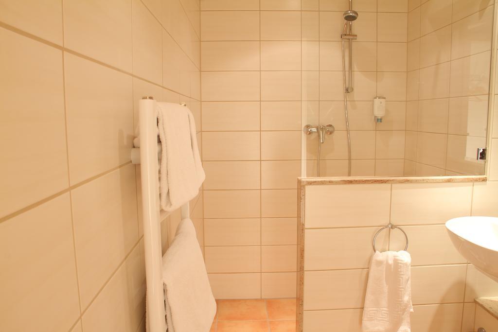Landhotel Ewerts Insul エクステリア 写真