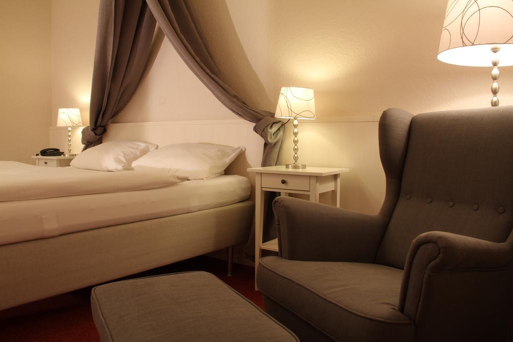 Landhotel Ewerts Insul エクステリア 写真
