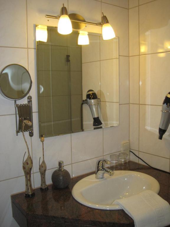 Landhotel Ewerts Insul エクステリア 写真